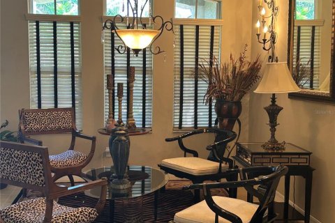 Villa ou maison à vendre à Wesley Chapel, Floride: 4 chambres, 328.87 m2 № 2277755 - photo 7