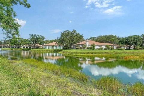 House in Sarasota, Florida 3 bedrooms, 179.12 sq.m. № 1792337 - photo 4