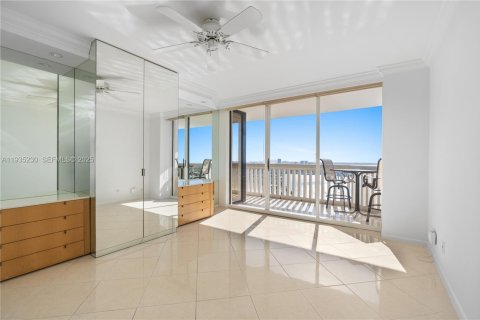 Купить кондоминиум в Авентура, Флорида 3 спальни, 190.91м2, № 1993405 - фото 15