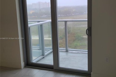 Studio in the Condo in Sunrise, Florida  № 7937 - photo 21