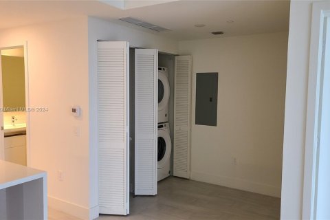 Studio in the Condo in Sunrise, Florida  № 7937 - photo 13
