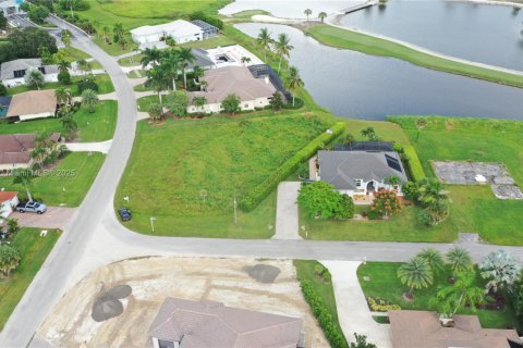 Land in Naples, Florida № 1950864 - photo 9