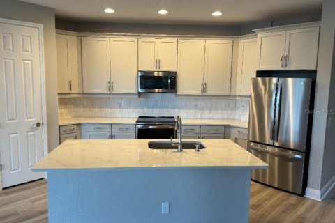 Casa en alquiler en Bradenton, Florida, 3 dormitorios, 162.86 m2 № 1810755 - foto 2