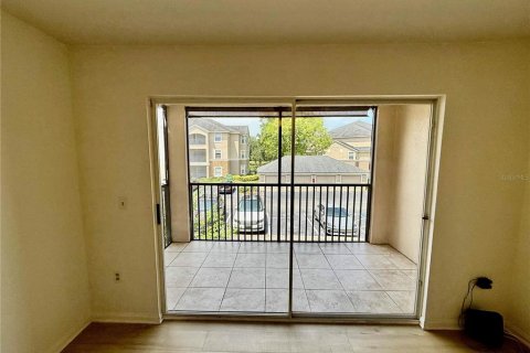 Condo in Port Orange, Florida, 2 bedrooms  № 1813036 - photo 11