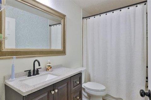Condo in Port Orange, Florida, 2 bedrooms  № 1813036 - photo 22