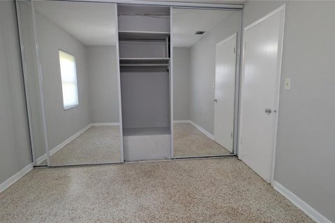 House in Port Charlotte, Florida 2 bedrooms, 98.1 sq.m. № 2277040 - photo 19