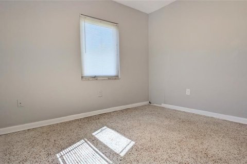 House in Port Charlotte, Florida 2 bedrooms, 98.1 sq.m. № 2277040 - photo 17