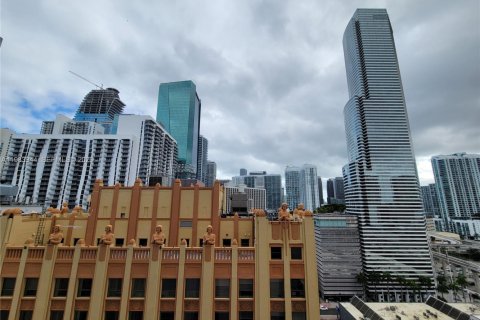 Copropriété à louer à Miami, Floride: 1 chambre, 48.87 m2 № 2048457 - photo 14