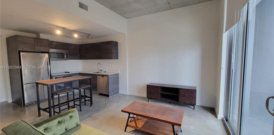 Condo à Miami, Floride, 1 chambre  № 2048457