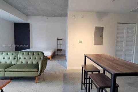 Copropriété à louer à Miami, Floride: 1 chambre, 48.87 m2 № 2048457 - photo 2