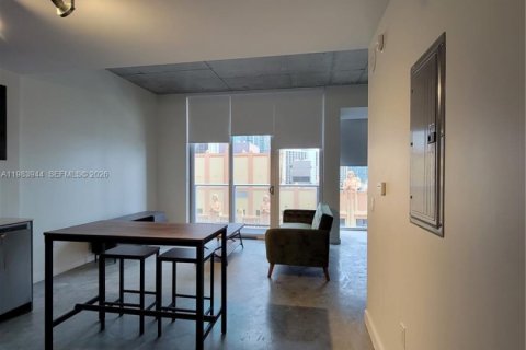 Copropriété à louer à Miami, Floride: 1 chambre, 48.87 m2 № 2048457 - photo 6