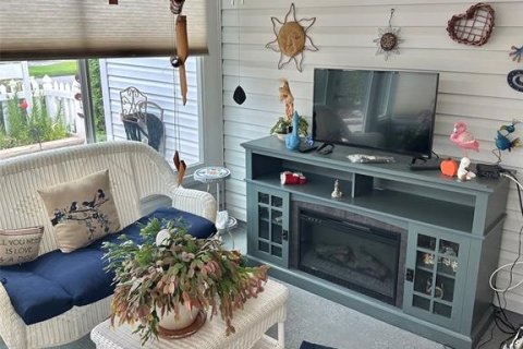 House in The Villages, Florida 2 bedrooms, 99.5 sq.m. № 2210557 - photo 23