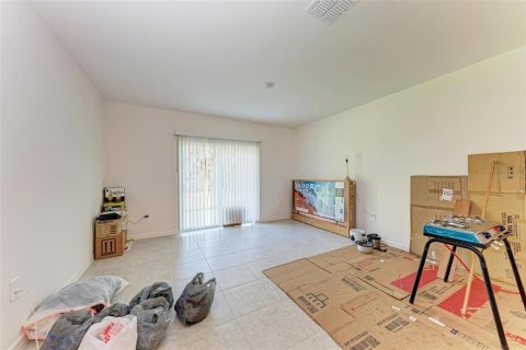 House in Port Charlotte, Florida 4 bedrooms, 174.1 sq.m. № 2136330 - photo 16