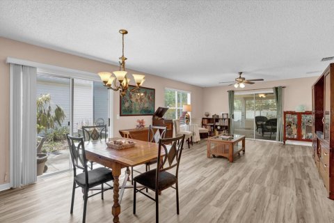 House in The Villages, Florida 3 bedrooms, 137.77 sq.m. № 1676068 - photo 16