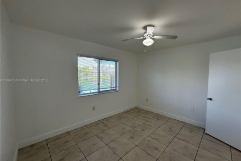 Condominio en alquiler en Homestead, Florida, 2 dormitorios, 76.37 m2 № 1957368 - foto 15