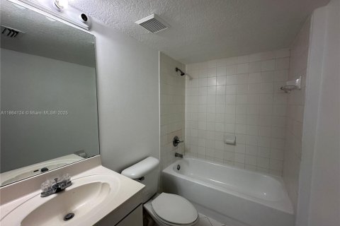 Condominio en alquiler en Homestead, Florida, 2 dormitorios, 76.37 m2 № 1957368 - foto 7