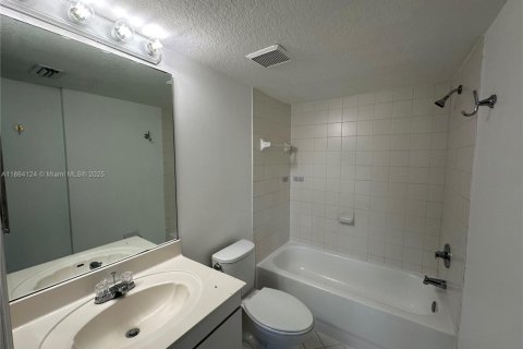 Condominio en alquiler en Homestead, Florida, 2 dormitorios, 76.37 m2 № 1957368 - foto 17