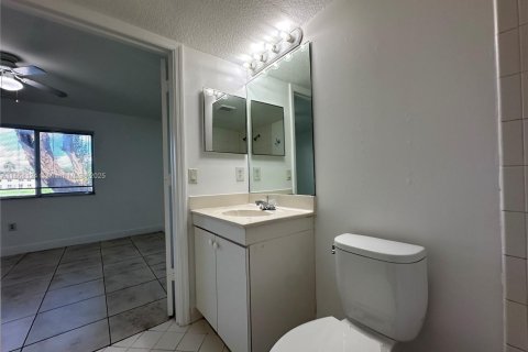 Condominio en alquiler en Homestead, Florida, 2 dormitorios, 76.37 m2 № 1957368 - foto 19