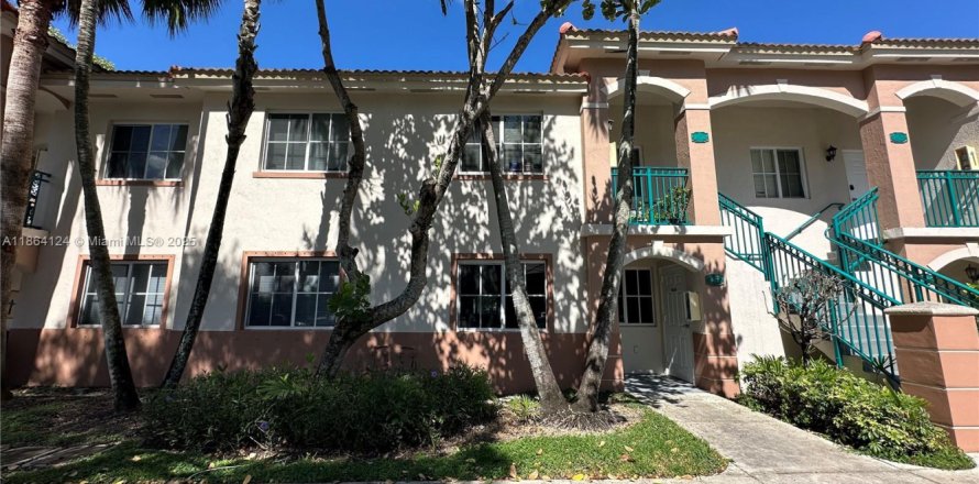 Condominio en Homestead, Florida, 2 dormitorios № 1957368