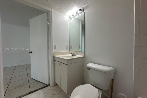 Condominio en alquiler en Homestead, Florida, 2 dormitorios, 76.37 m2 № 1957368 - foto 9