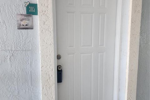 Condo à Cutler Bay, Floride, 2 chambres  № 2035818