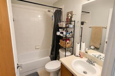 Villa ou maison à vendre à Tampa, Floride: 4 chambres, 203.92 m2 № 2215486 - photo 20