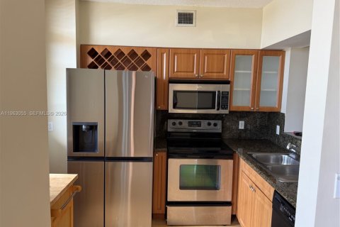 Купить кондоминиум в Майами, Флорида 2 спальни, 91.88м2, № 2023864 - фото 26