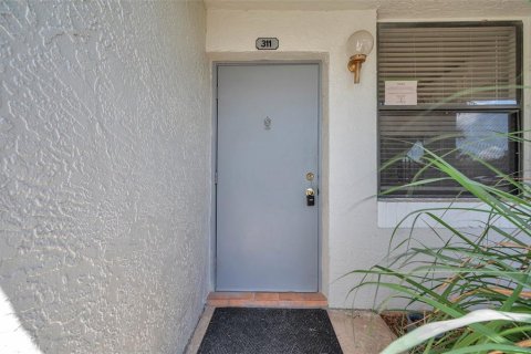 Condo in Clearwater, Florida, 2 bedrooms  № 1805255 - photo 3