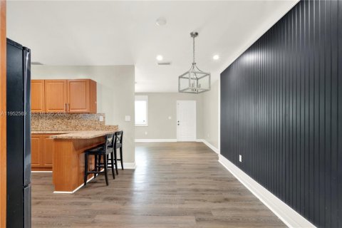 House in Homestead, Florida 4 bedrooms, 194.35 sq.m. № 2007501 - photo 4