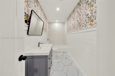 House in Homestead, Florida 4 bedrooms, 194.35 sq.m. № 2007501 - photo 15