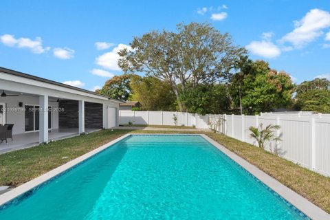 Villa ou maison à vendre à Hollywood, Floride: 4 chambres, 175.59 m2 № 2053870 - photo 19