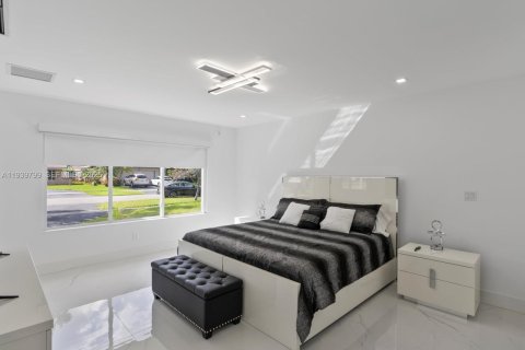 Villa ou maison à vendre à Hollywood, Floride: 4 chambres, 175.59 m2 № 2053870 - photo 14