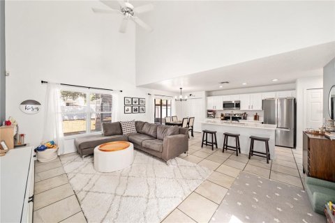 Villa ou maison à louer à Winter Garden, Floride: 3 chambres, 127.18 m2 № 2388538 - photo 3