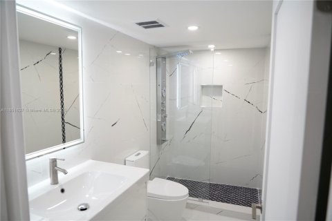 Condominio en venta en Miami, Florida, 2 dormitorios, 94.48 m2 № 1867005 - foto 4