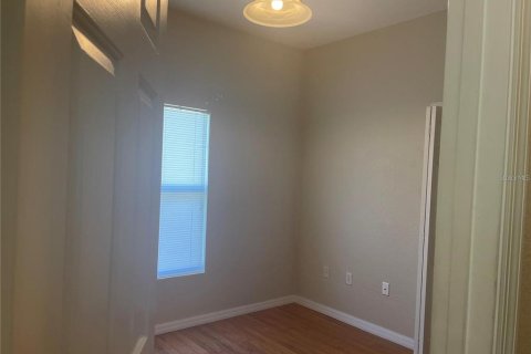 Apartamento en alquiler en Englewood, Florida, 3 dormitorios, 115.94 m2 № 1787920 - foto 8