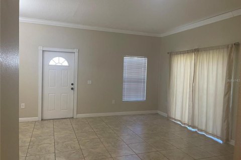 Apartamento en alquiler en Englewood, Florida, 3 dormitorios, 115.94 m2 № 1787920 - foto 2