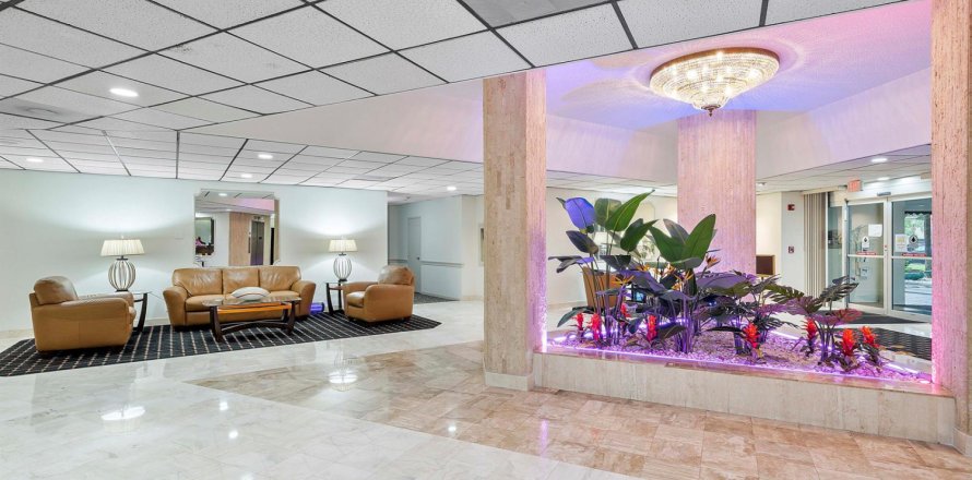 Condo in Coral Springs, Florida, 2 bedrooms  № 2249469