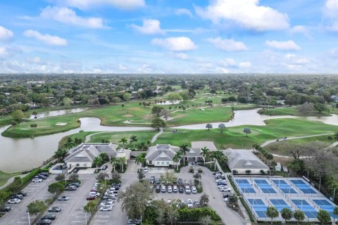 Condo in Coral Springs, Florida, 2 bedrooms  № 2249469 - photo 12