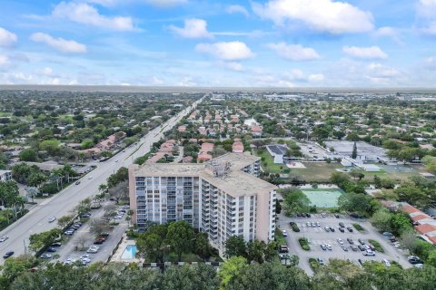 Condo in Coral Springs, Florida, 2 bedrooms  № 2249469 - photo 6