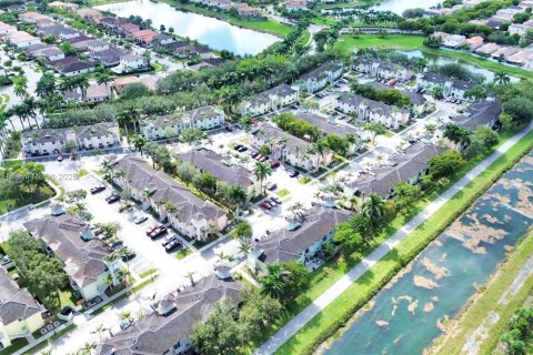 Copropriété à vendre à Homestead, Floride: 2 chambres, 97.36 m2 № 1967444 - photo 20