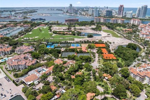 Снять в аренду кондоминиум в Майами-Бич, Флорида 3 спальни, 170.75м2, № 1961562 - фото 13