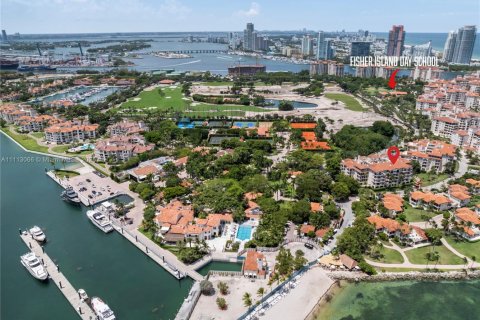 Снять в аренду кондоминиум в Майами-Бич, Флорида 3 спальни, 170.75м2, № 1961562 - фото 12