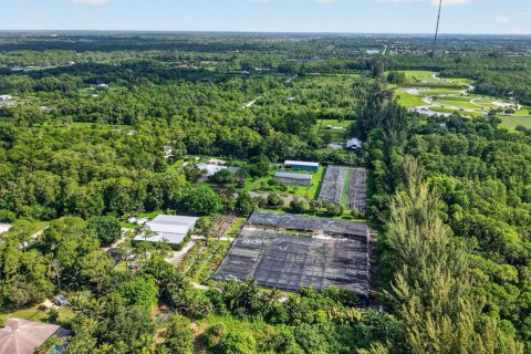 Commercial property in Lake Worth, Florida № 2179723 - photo 6
