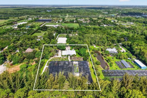 Commercial property in Lake Worth, Florida № 2179723 - photo 8