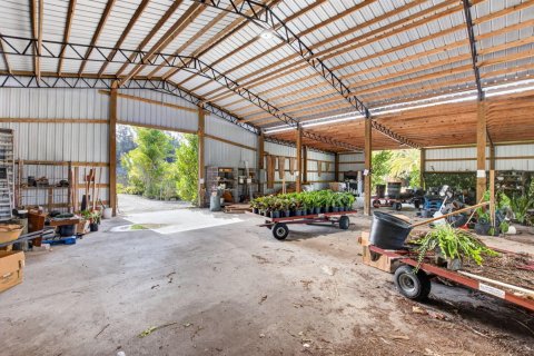 Commercial property in Lake Worth, Florida № 2179723 - photo 24