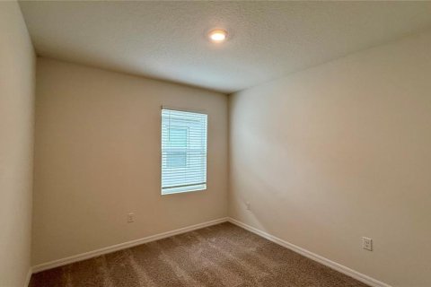 Casa en alquiler en Poinciana, Florida, 4 dormitorios, 154.68 m2 № 1912039 - foto 15