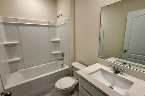Casa en alquiler en Poinciana, Florida, 4 dormitorios, 154.68 m2 № 1912039 - foto 17
