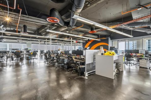 Immobilier commercial à louer à Orlando, Floride: 1768.12 m2 № 2201815 - photo 23