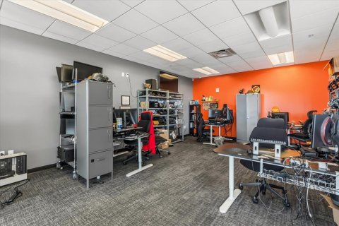 Immobilier commercial à louer à Orlando, Floride: 1768.12 m2 № 2201815 - photo 22
