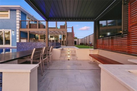 Villa ou maison à vendre à Bradenton, Floride: 5 chambres, 232.26 m2 № 2391082 - photo 5